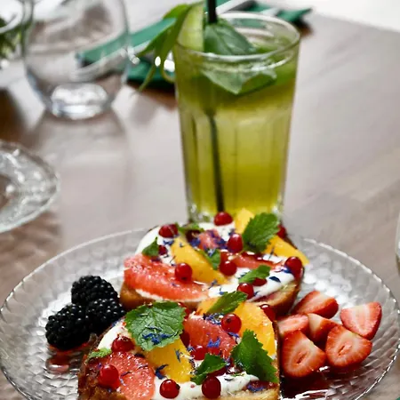 Grape 5* 弗罗茨瓦夫