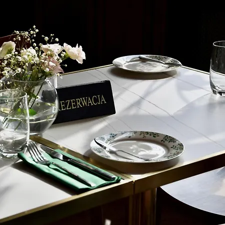 Grape 弗罗茨瓦夫